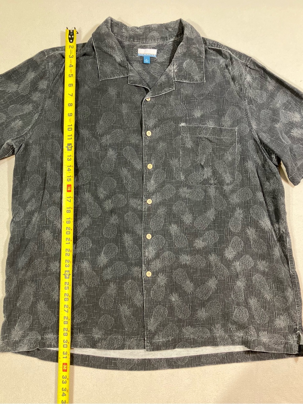 VTG 90s Breakwater Pineapple Hawaiian Camp Shirt Men's XL Gray Short Sleeve